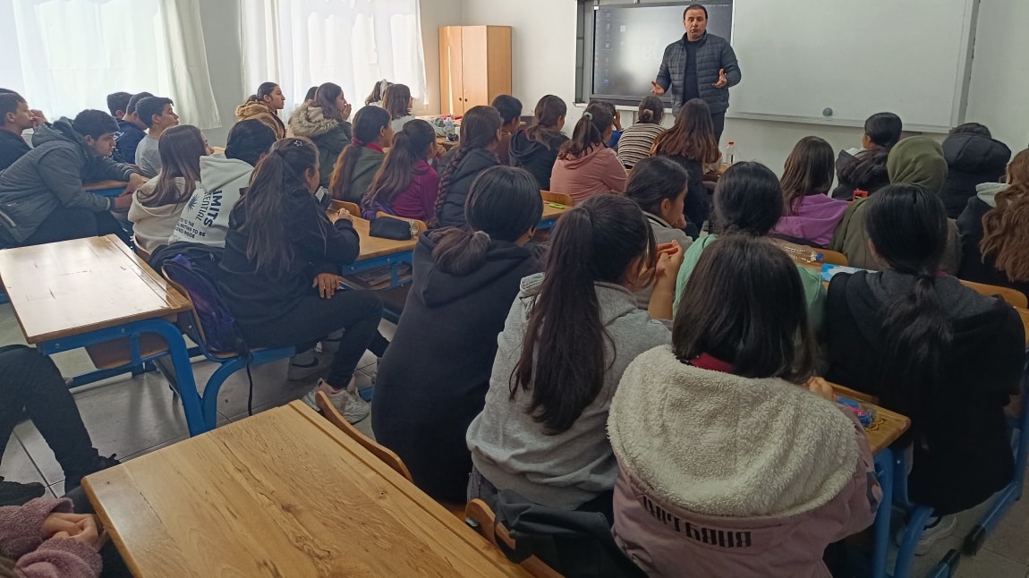 Öğrencilerimize Meslek Tanıtımı Yapıldı 